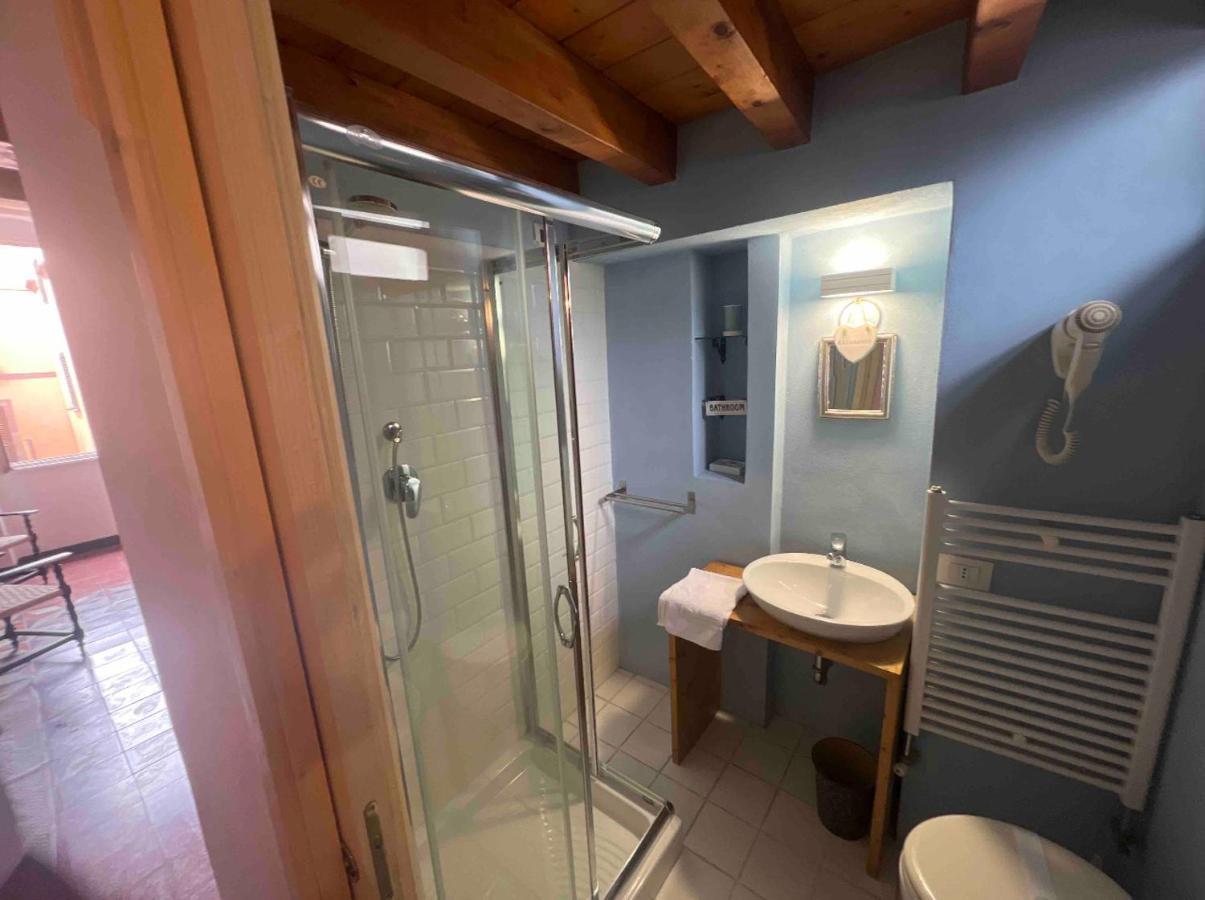 Corso 41 Hotel Bosa Eksteriør billede