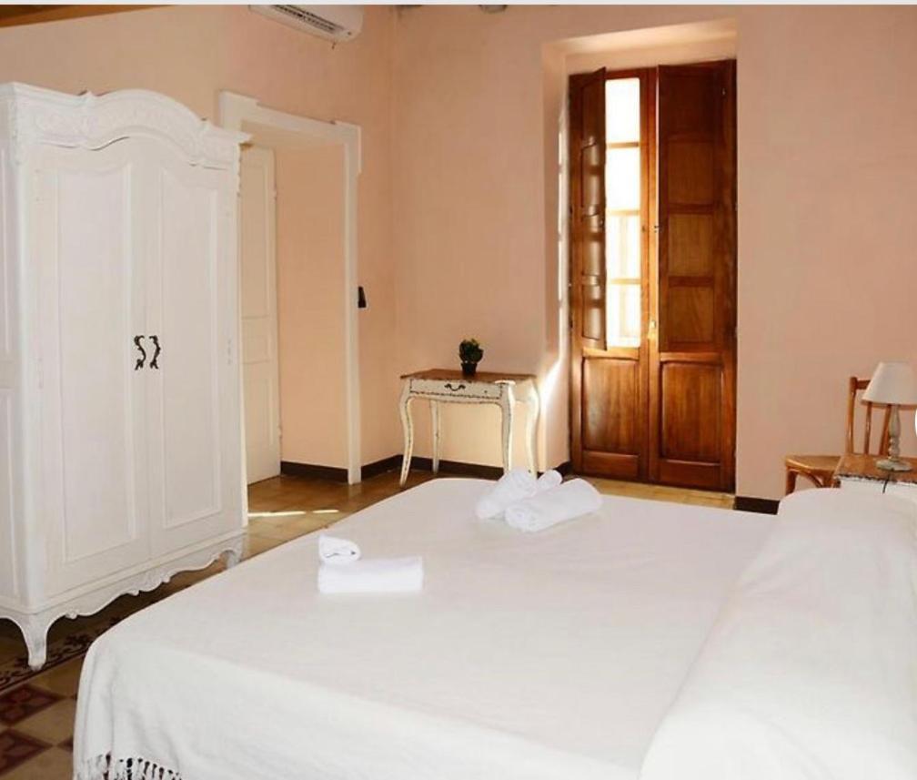 Corso 41 Hotel Bosa Eksteriør billede
